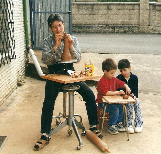 TRABAJANDO CON PEQUENOS AYUDANTES.jpg